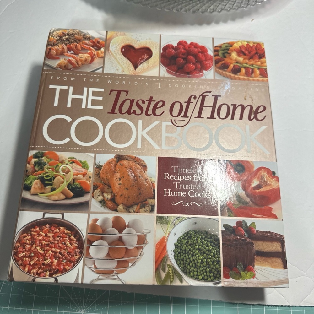 Taste of Home Cookbook - Cream and Red